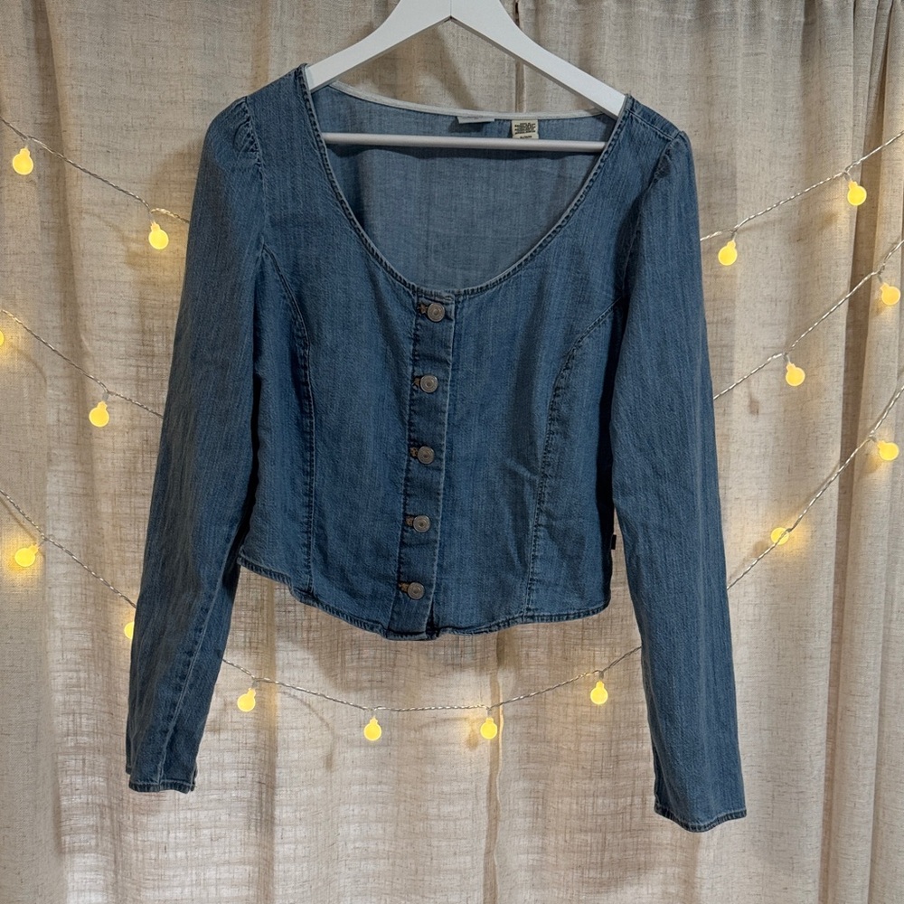 Levi’s Denim Button-Up Women's Top